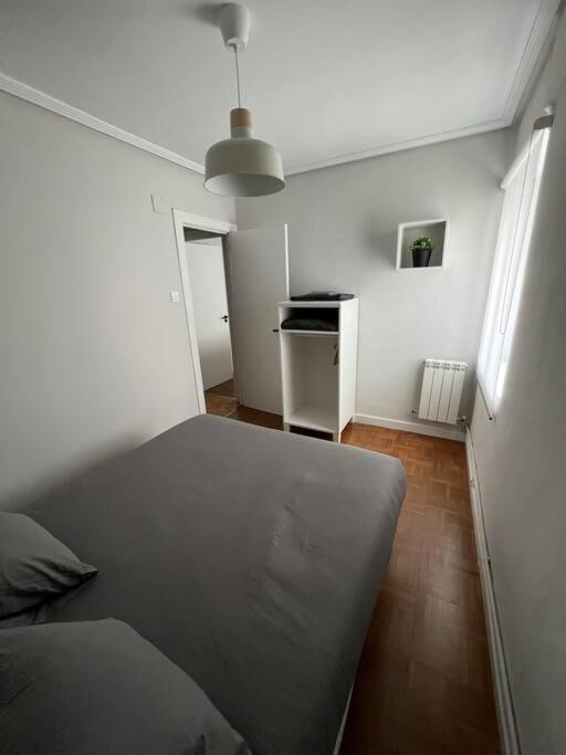 Appartement Piso Acogedor Cerca Del Centro. à Burgo Extérieur photo
