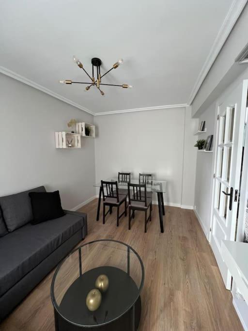 Appartement Piso Acogedor Cerca Del Centro. à Burgo Extérieur photo