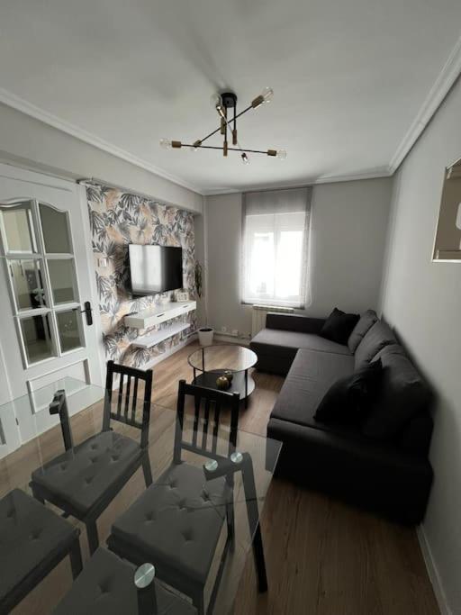 Appartement Piso Acogedor Cerca Del Centro. à Burgo Extérieur photo